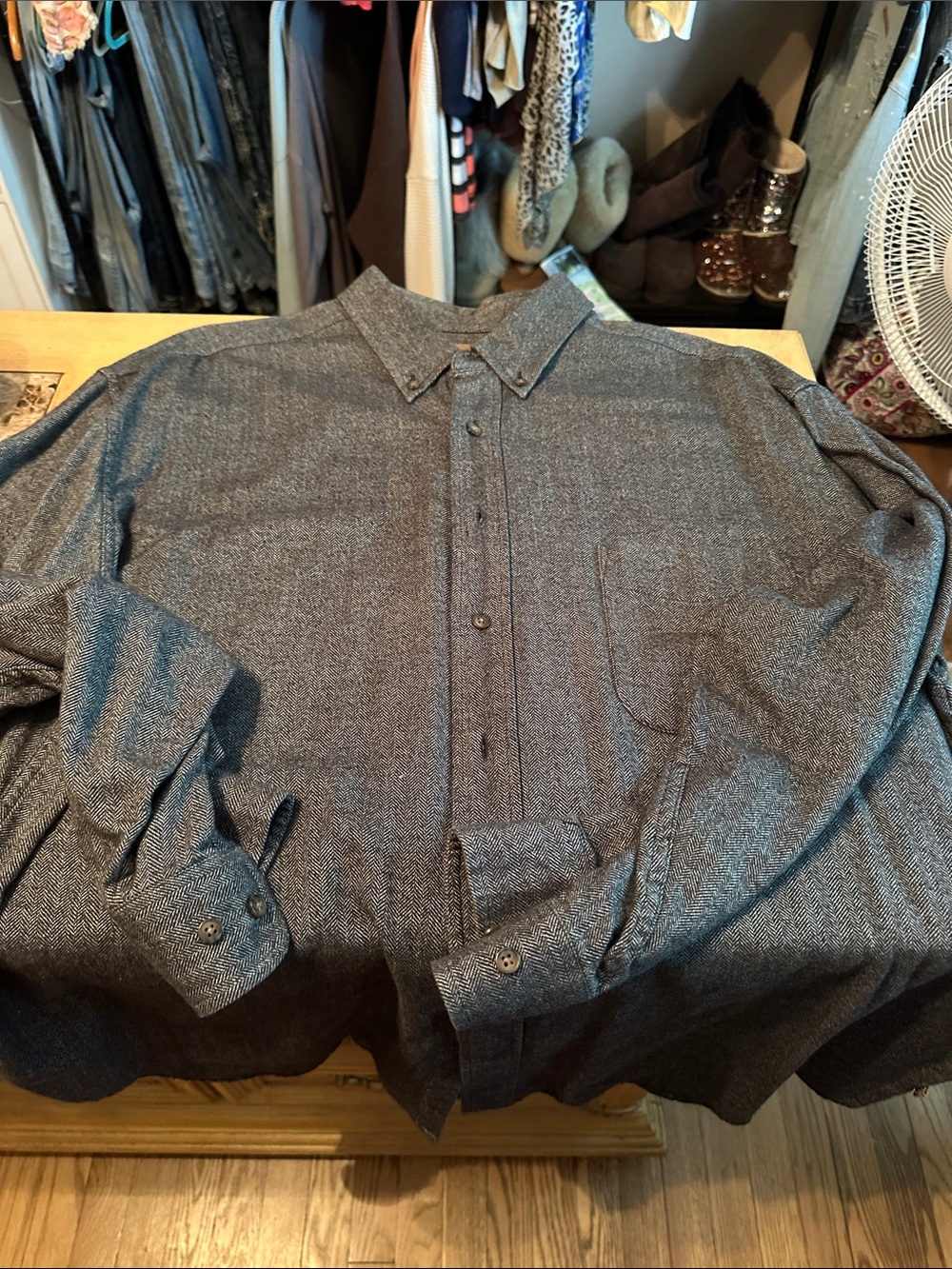 St. John's Bay Heathered Dark Gray Long-Sleeve Button-Down Shirt